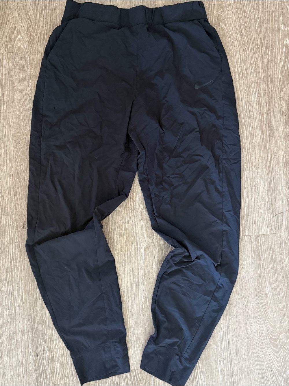 Nike bliss luxe black jogger nylon pants sz L